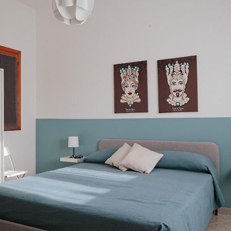 Casa Makira Leilighet Terrasini Eksteriør bilde